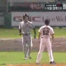 Korean baseball team leg dance