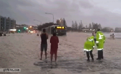1359404159_car_suddenly_comes_out_of_flood_sea_foam.gif