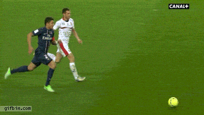 1389635824_thiago_silva_scores_from_behind_the_goal.gif