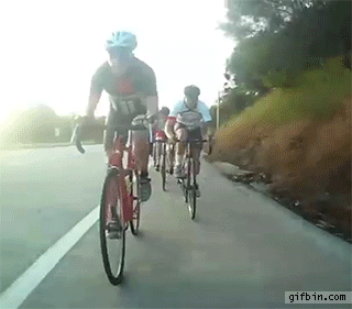 [Imagen: 1421692552_cyclist_gets_something_caught..._wheel.gif]