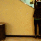 Escalator handrail hanging fail