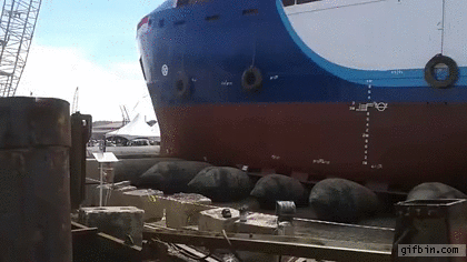 boat-launch-fail.gif