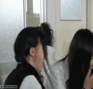 1332356847_tommy_lee_jones_asian_commercial.gif