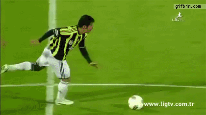 http://www.gifbin.com/bin/052012/1337187080_didier_zokora_kicks_emre_in_the_balls.gif