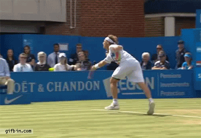 David Nalbandian kicks linesman
