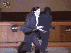 1255606809_acrobatic_dance_fail.gif