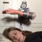 Alarm clock that slaps you in the face (Simone Giertz)