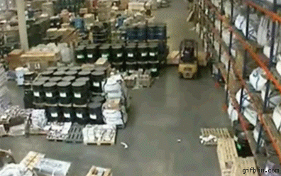 1235471462_forklift_worker_fail.gif
