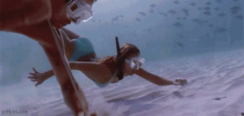Into the Blue - Jessica Alba underwater