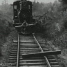 Buster Keaton vlearing tracks (The General)