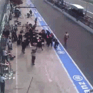 F1:Yamamoto hits mechanic at pit stop
